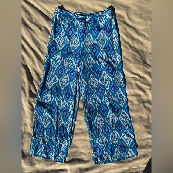 DORA LANDA Silk Ikat Print Wide Leg Trousers - Picture 2 of 16